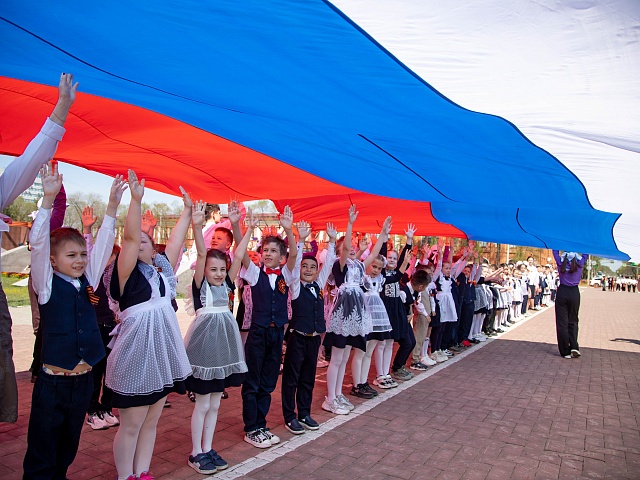 Посвящение школьников Благовещенска в «Орлята России» 